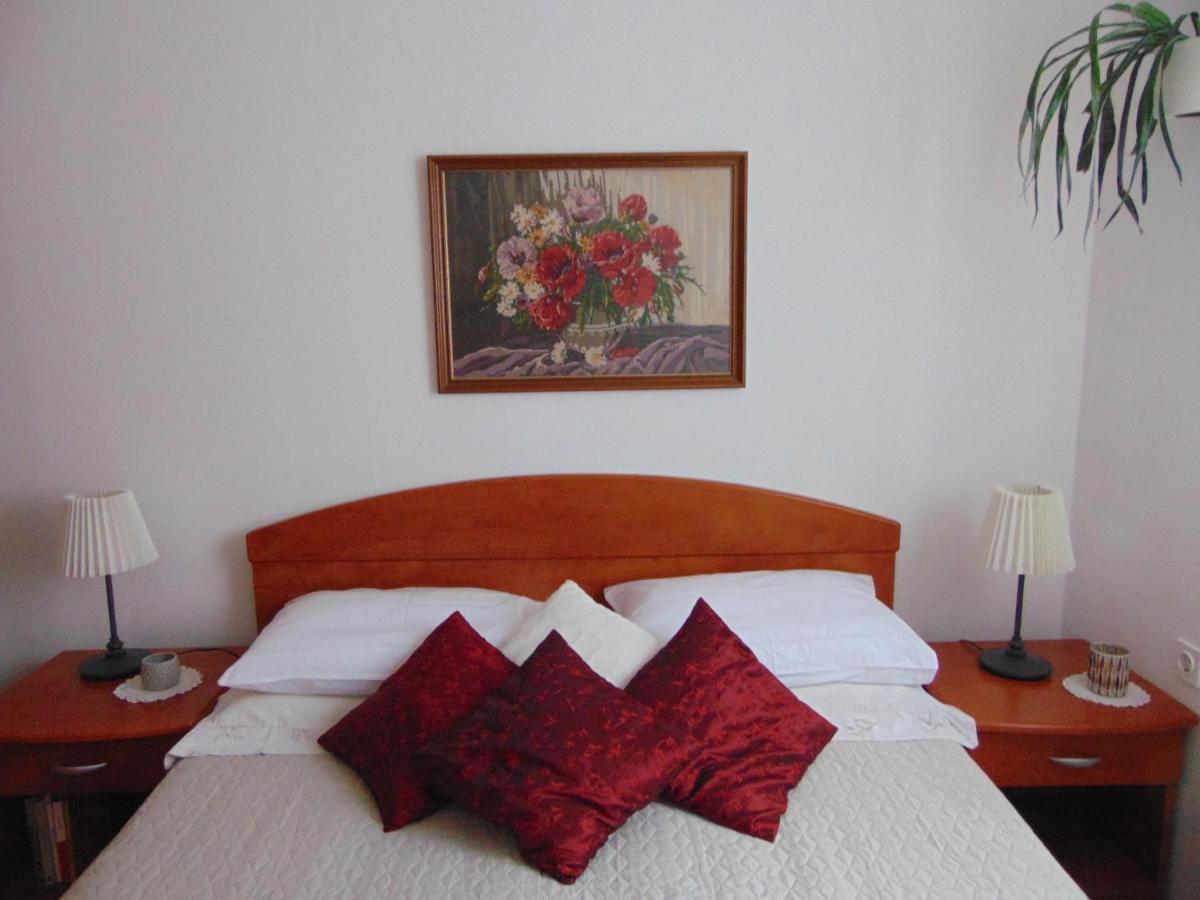 Apartments Petra Biograd na Moru Kültér fotó