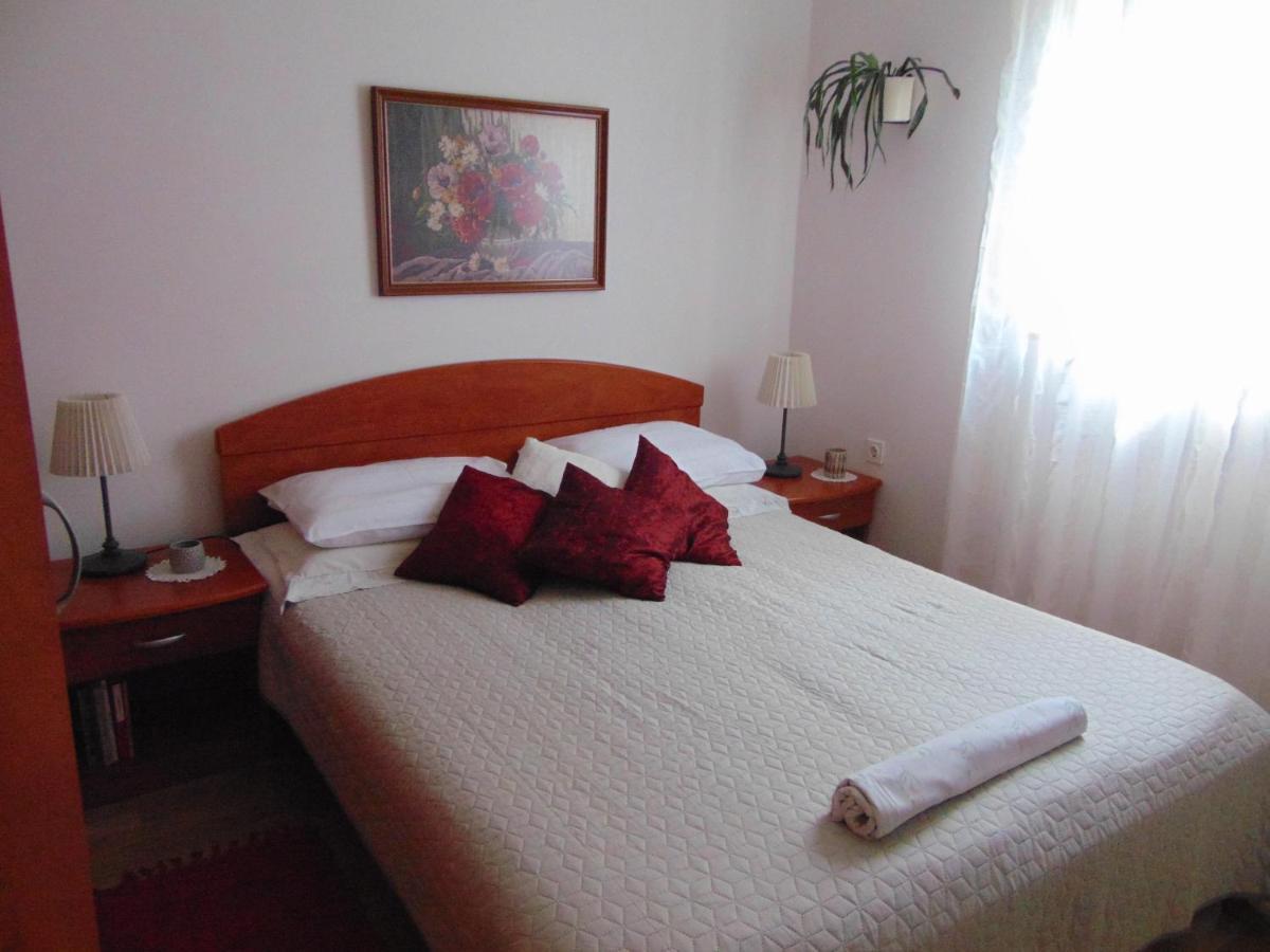 Apartments Petra Biograd na Moru Kültér fotó